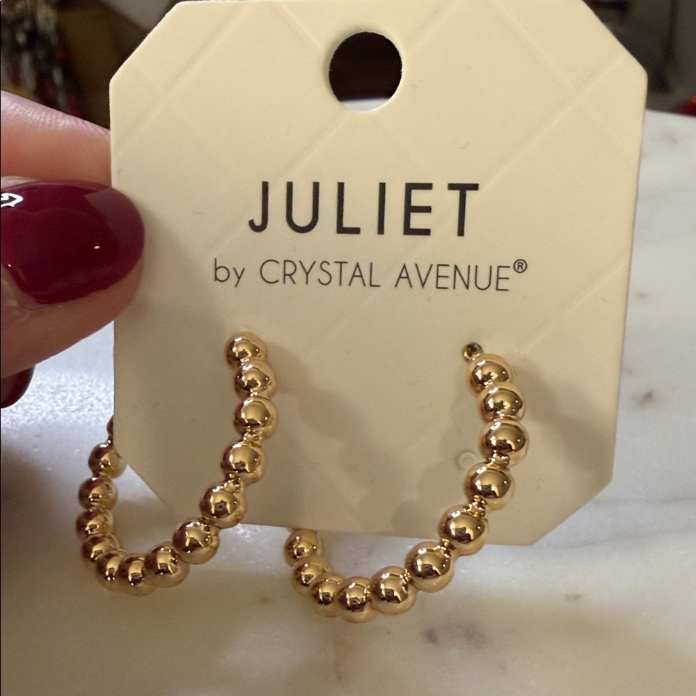 Juliet‎ Gold Beaded Hoop Earrings